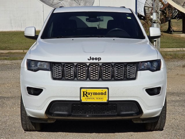 Used 2018 Jeep Grand Cherokee Altitude with VIN 1C4RJFAG2JC180911 for sale in Center, TX