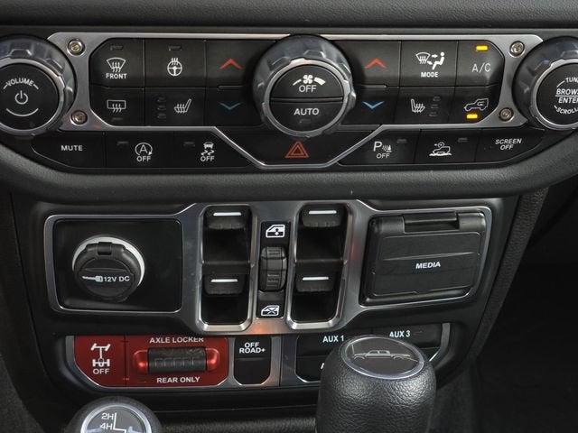 2025 Jeep Gladiator Mojave - Photo 22