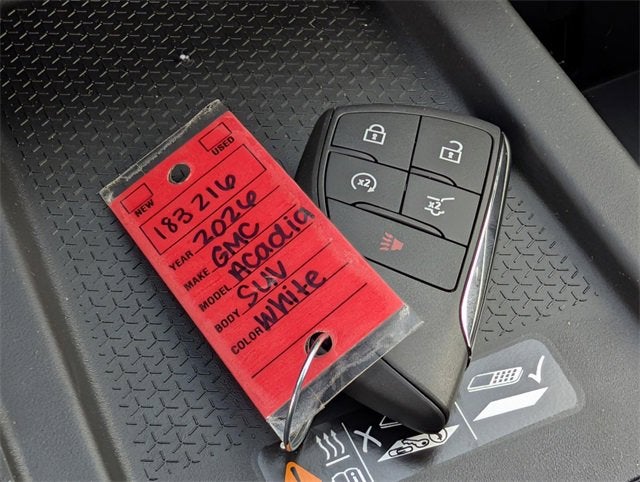 2026 GMC Acadia Elevation