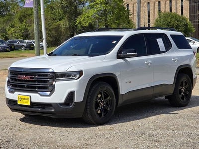 2023 GMC Acadia AT4