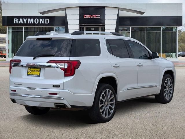 2023 GMC Acadia Denali
