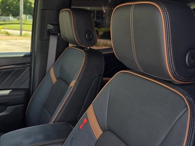 2025 GMC Canyon AT4