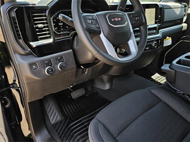 2025 GMC Sierra 1500 SLE
