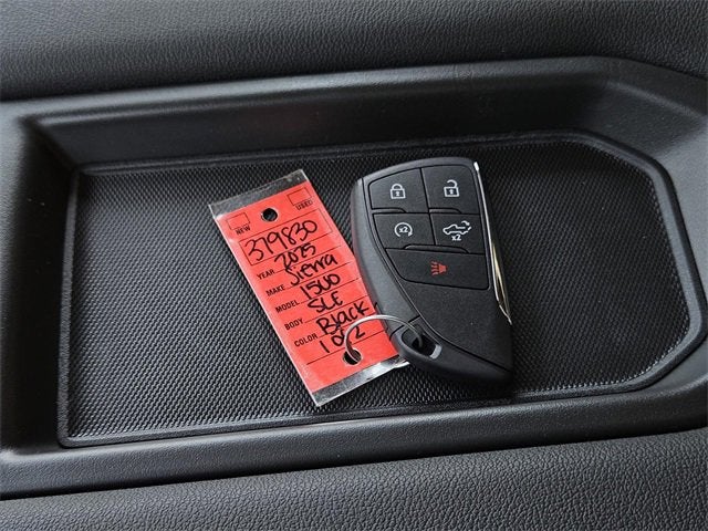 2025 GMC Sierra 1500 SLE