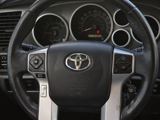 2016 Toyota Sequoia SR5