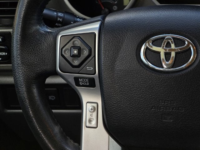 2016 Toyota Sequoia SR5