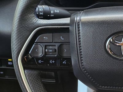 2023 Toyota Sequoia SR5