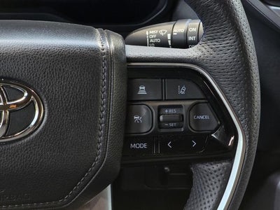 2023 Toyota Sequoia SR5