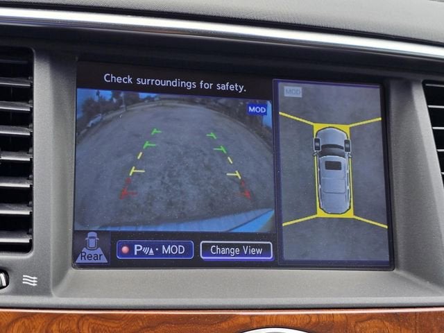 2017 INFINITI QX80 Base