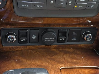 2017 INFINITI QX80 Base