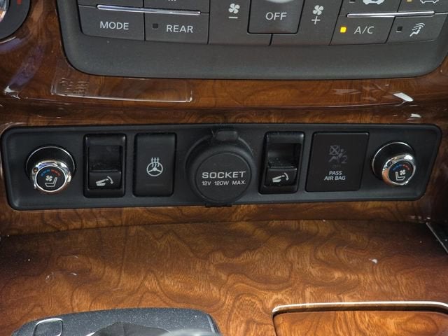 2017 INFINITI QX80 Base