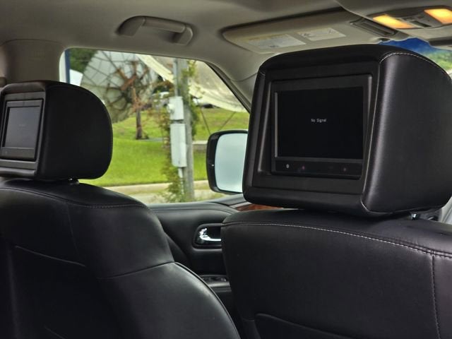 2017 INFINITI QX80 Base