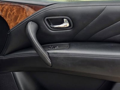 2017 INFINITI QX80 Base