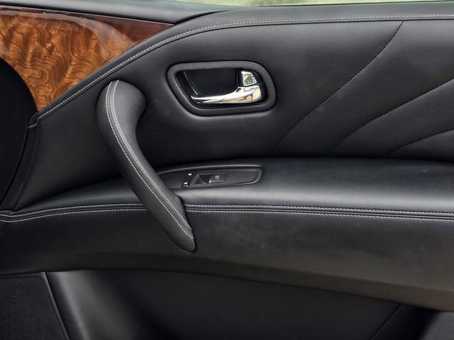 2017 INFINITI QX80 Base